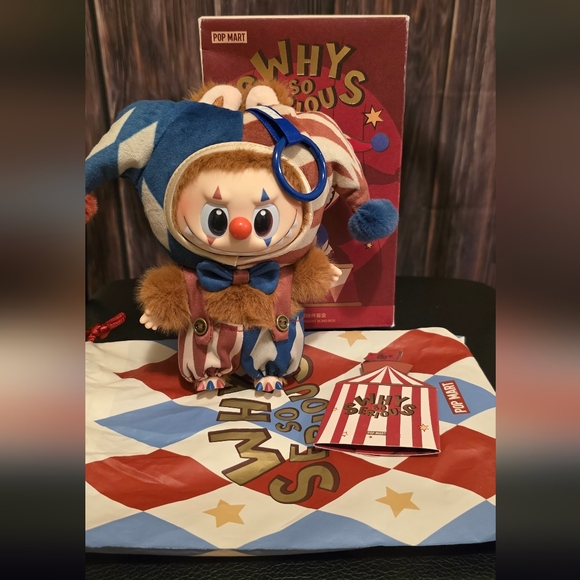 PopMart why so serious Juggling Clown Labubu Figure - Picture 3 of 5
